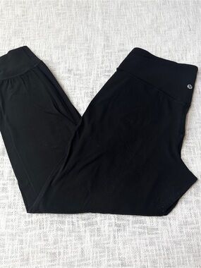 Lululemon Align High Rise Jogger - Black 🌪️ Size 8